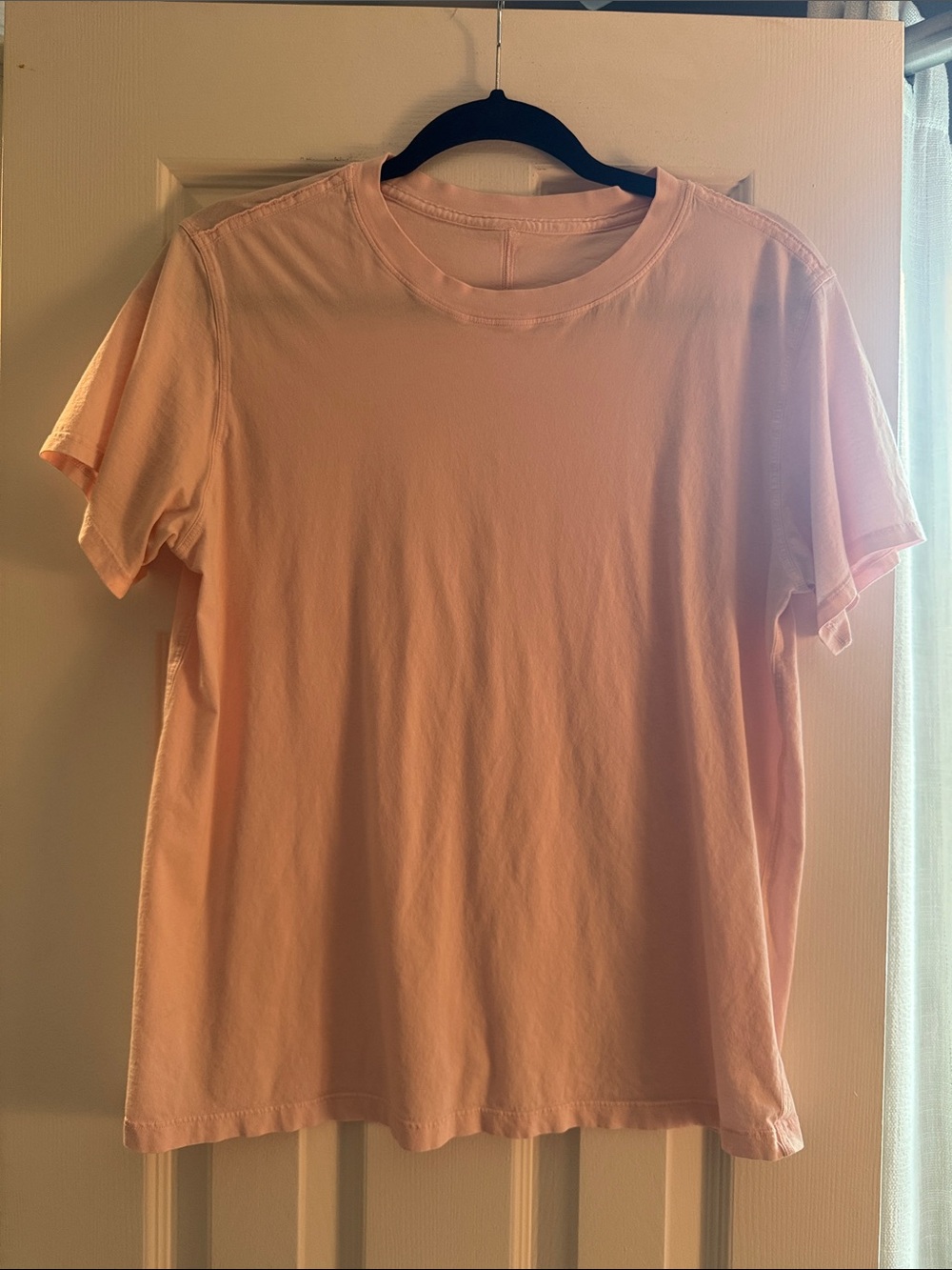 Women all yours tee - size 6 - strawberry milkshake